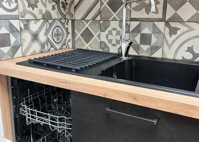 Le Cabanon Accès Direct ! Hébergement de vacances *